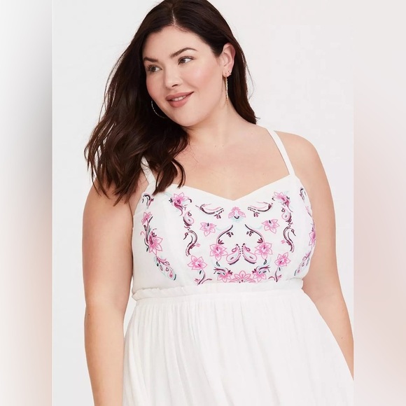 NWT Torrid Women’s Plus Size 2X White and Pink Embroidered Gauze Mini Dress - Picture 2 of 7